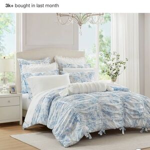 Target Blue and White Comforter Set